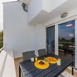 Apartman Maestral